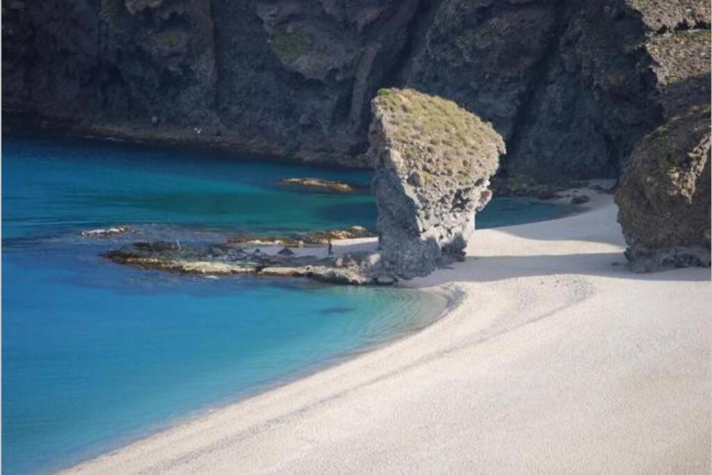 Atico Con Encanto En Cabo De Gata. A 100M De La Playa. Carboneras Luaran gambar